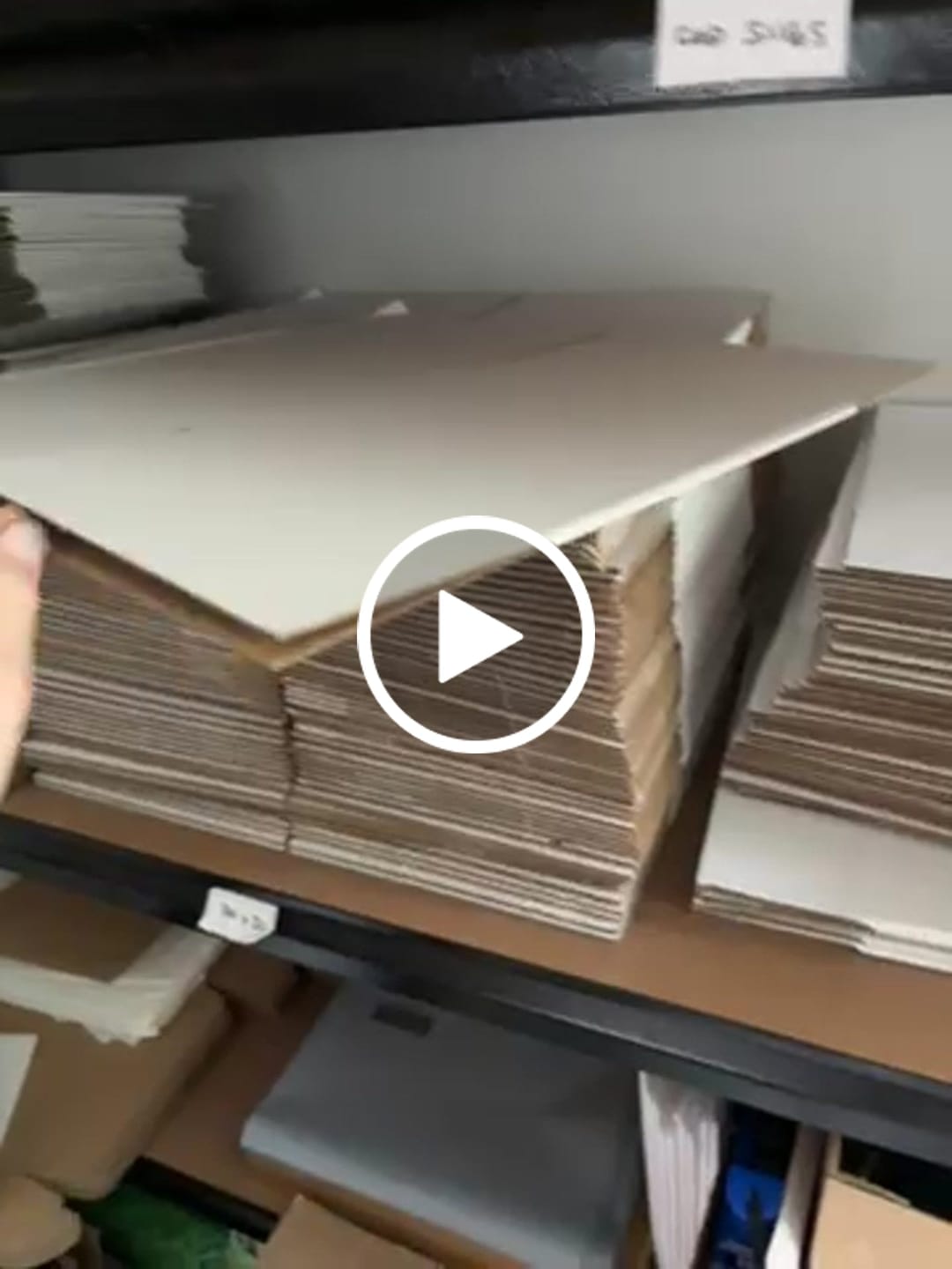 Customer video review of 200 x 200 x 200mm Regular Slotted Mailing Box White B7