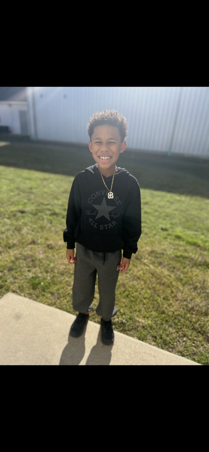Customer photo review of Kids Double Plated Initial Necklace w/ Figaro Chain