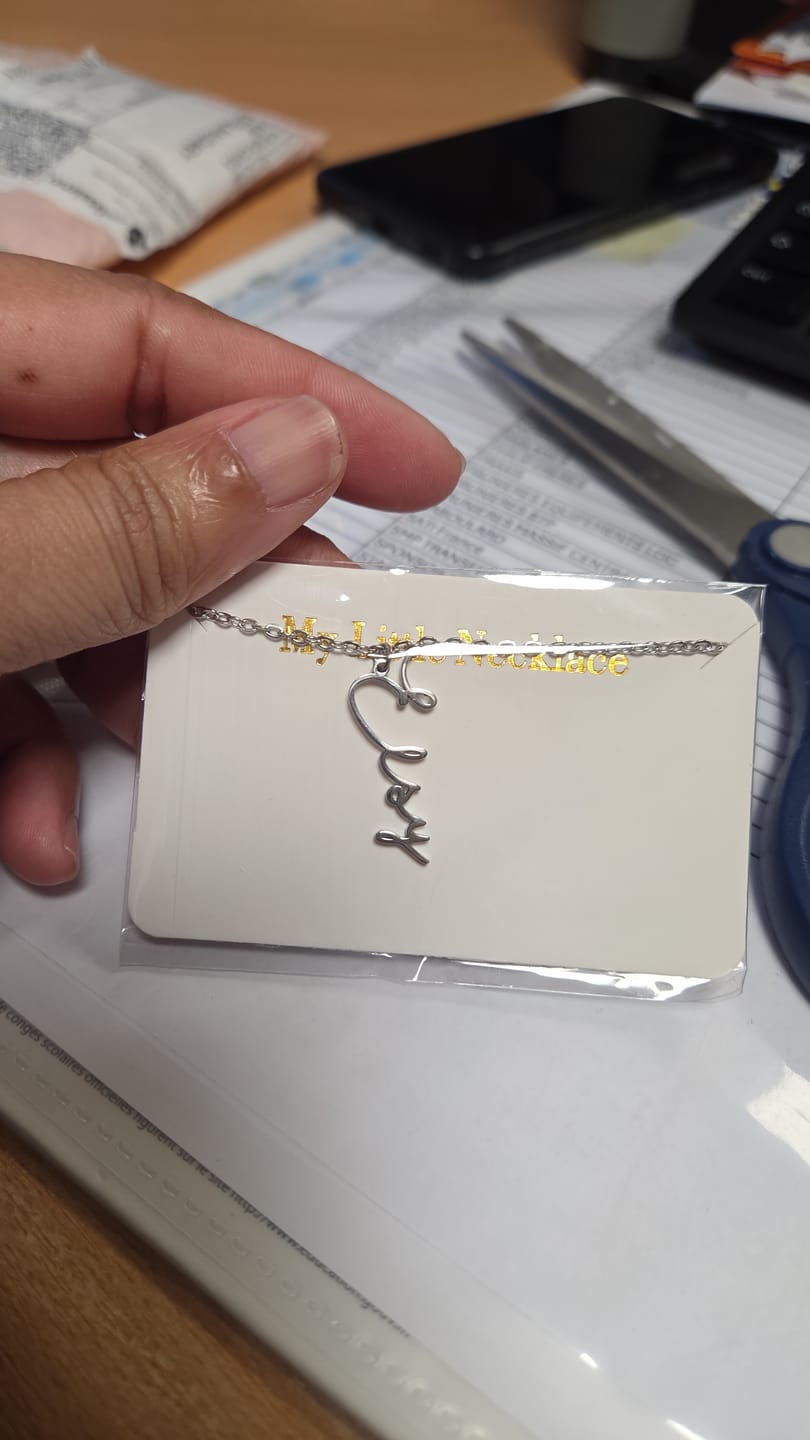 Customer photo review of Collier Signature Personnalisé