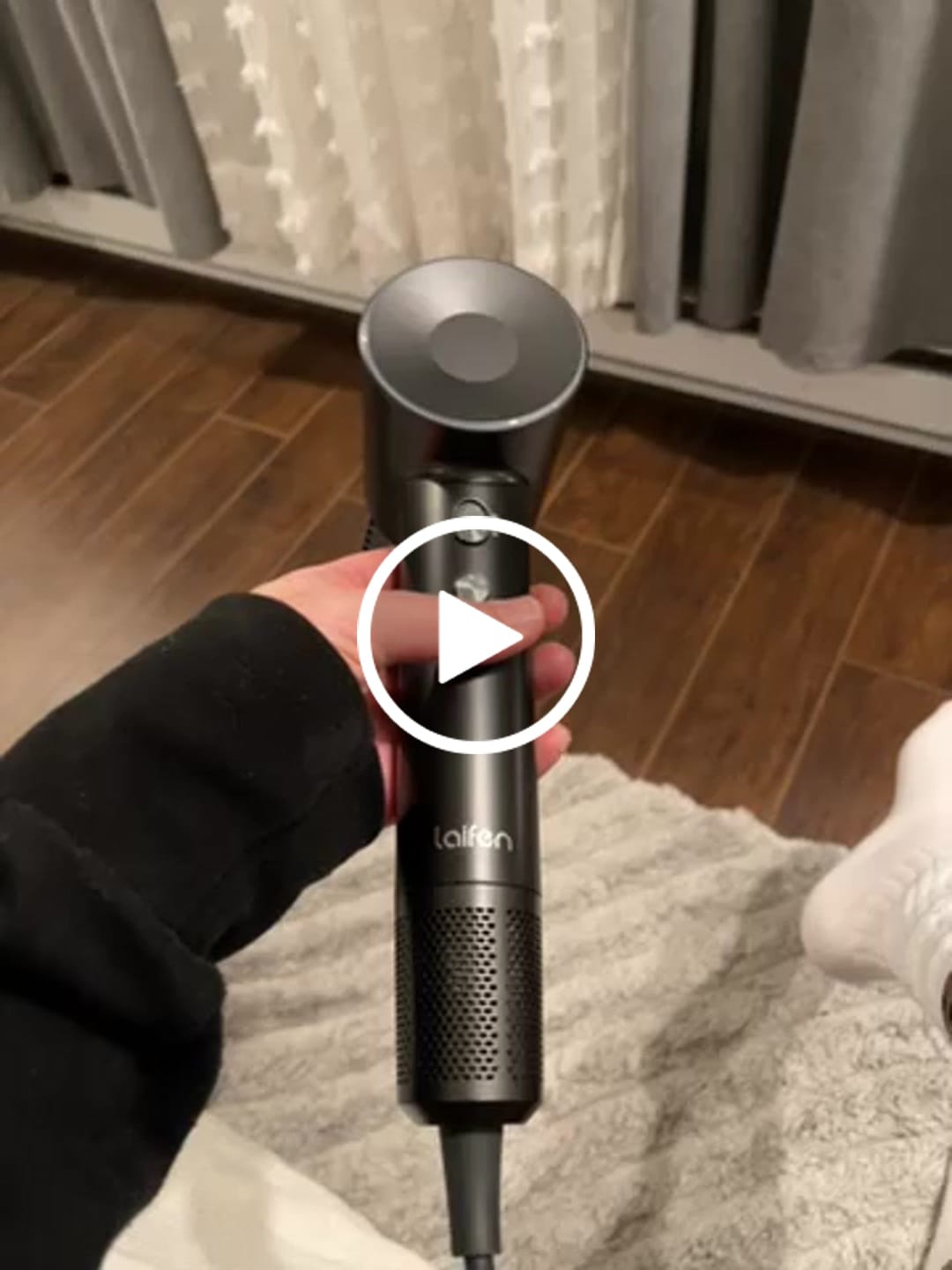 Customer video review of Laifen Swift Special · High-Speed Hair Dryer (3 Nozzles)