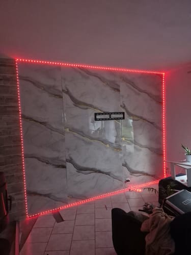 Customer photo review of Panneau Mural PVC Effet Marbre Doré – Étanche et facile à poser