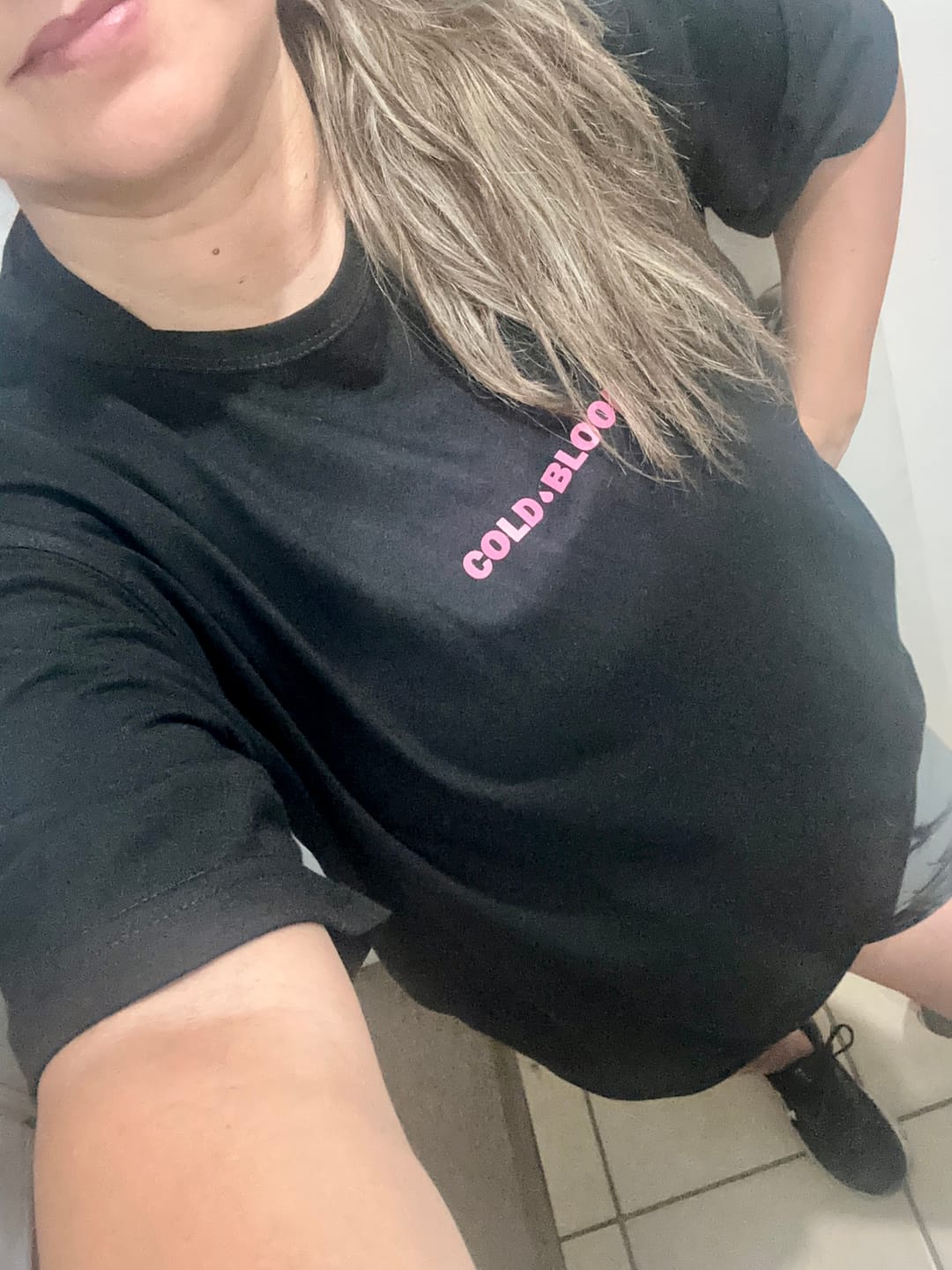 Customer photo review of POLERA BASIC BLACK & FUCHSIA