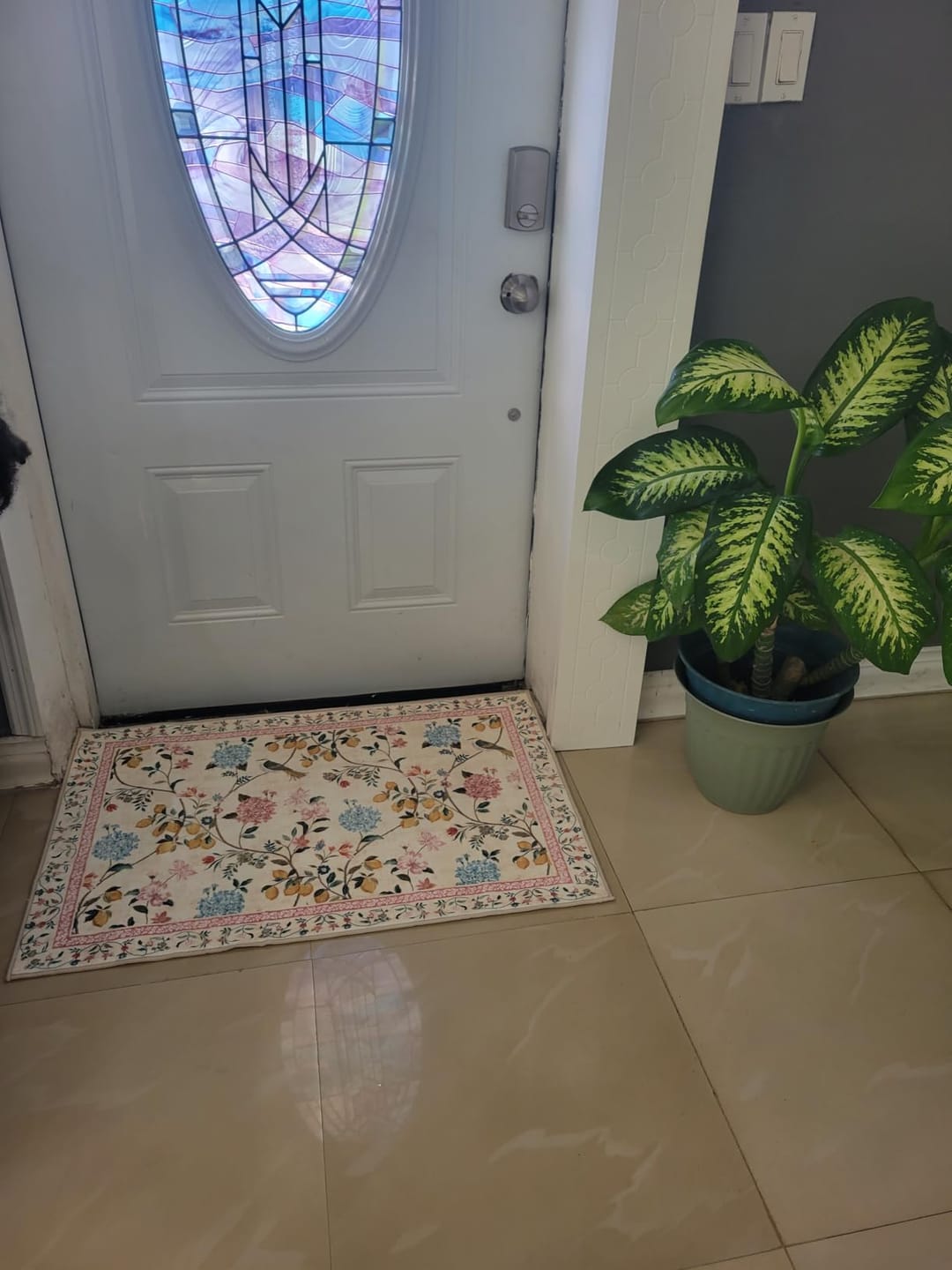 Customer photo review of Floral Vine Rug
