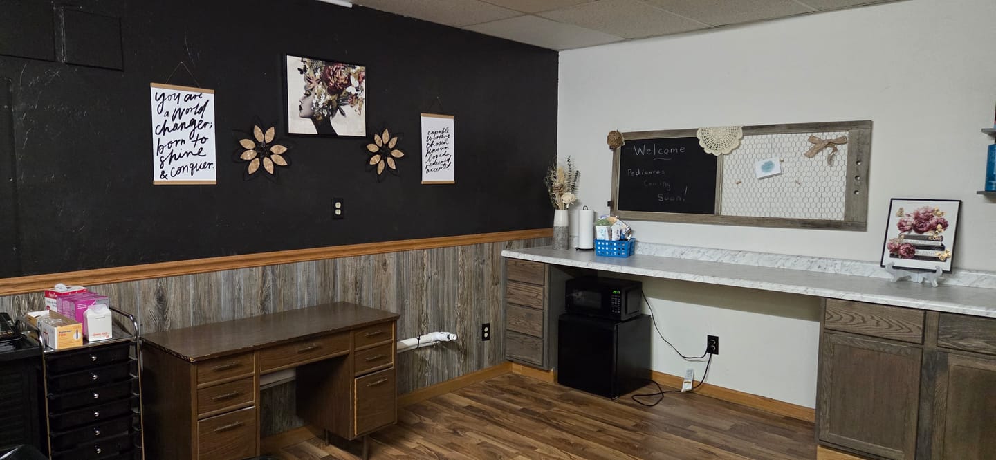 Customer photo review of 11x17 Capable, Worthy, Chosen