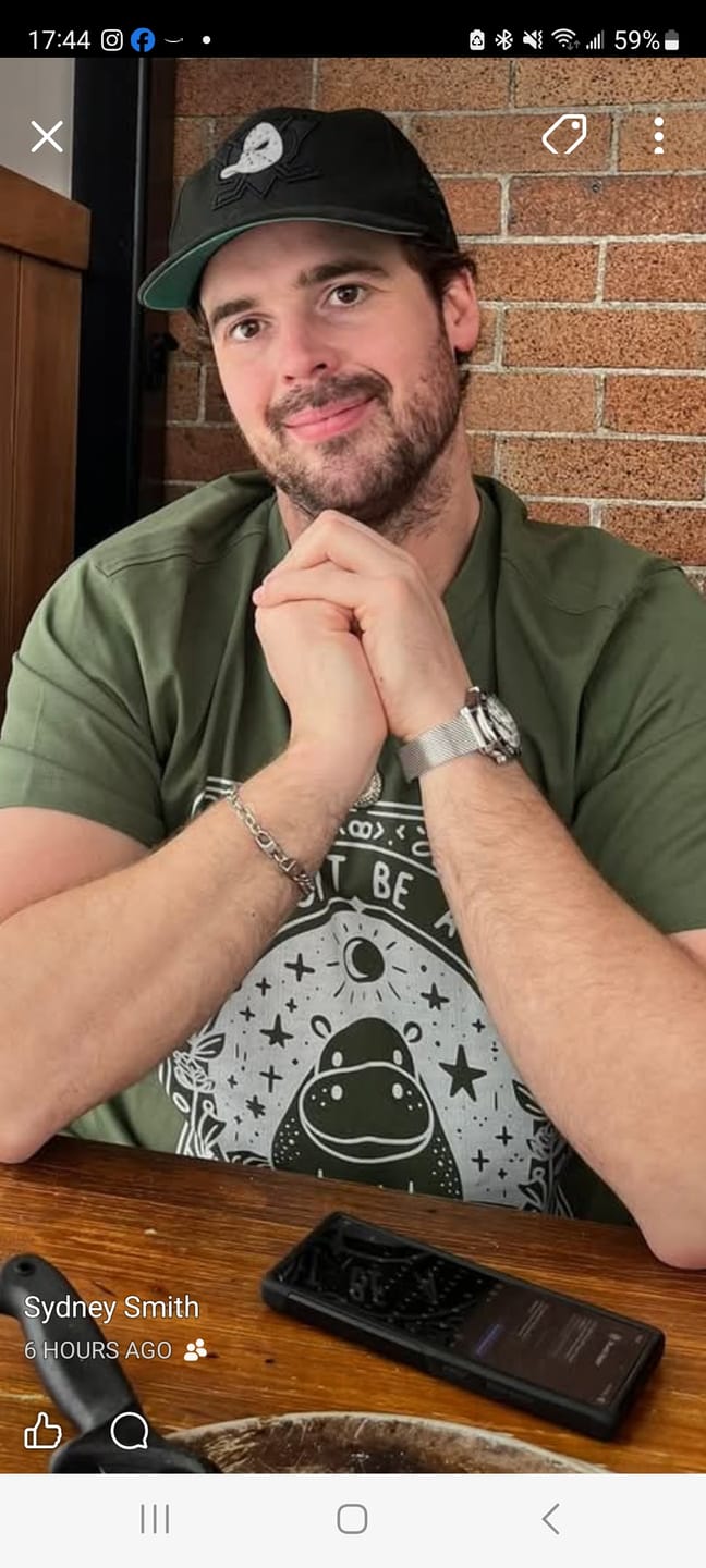 Customer photo review of DontBe_Hippotwatamus T Shirt