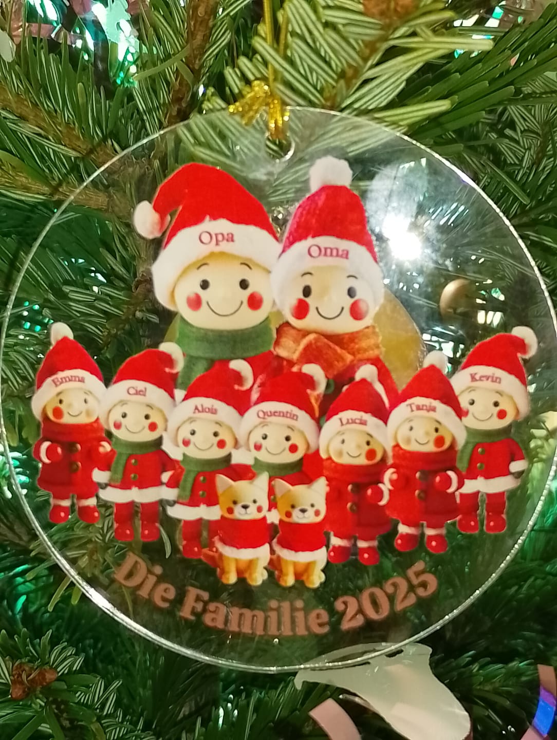 Customer photo review of Familienmitglieder mit 1-9 Personen - Personalisierter Baumschmuck