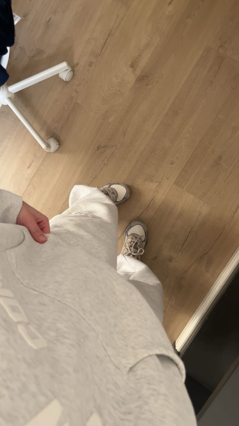 Customer photo review of GATED COMMUNITY CUFFED SWEATPANTS LIGHT GREY