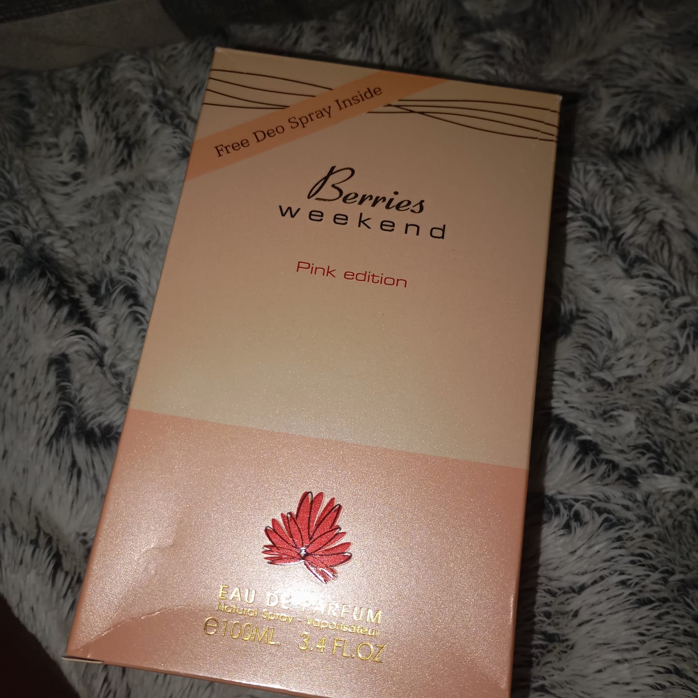 Customer photo review of Berries Weekend pink edition 100ml
