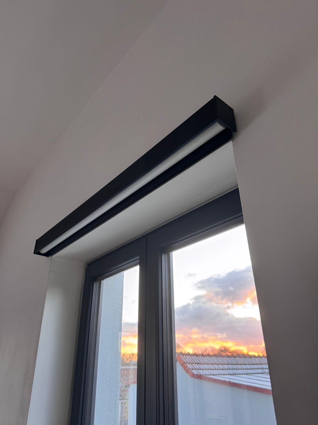 Customer photo review of SmartWings Motorized Roller Shades 100% Blackout Eclipse