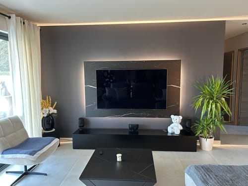 Customer photo review of Panneau PVC Effet Marbre Noir Mat - 260x120 CM