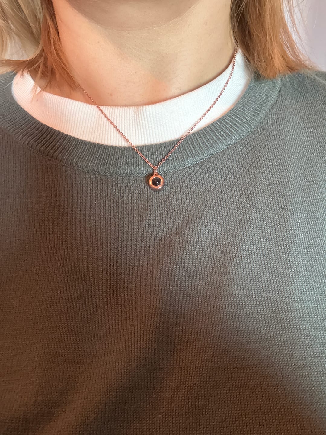 Customer photo review of Personalisierte Kreis Halskette mit Foto