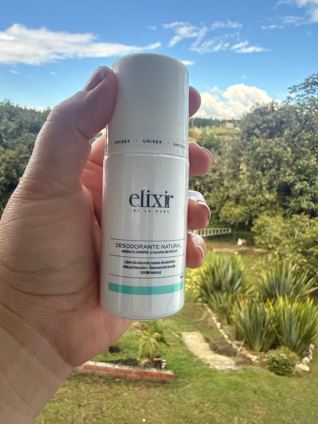 Customer photo review of Desodorante Natural Unisex