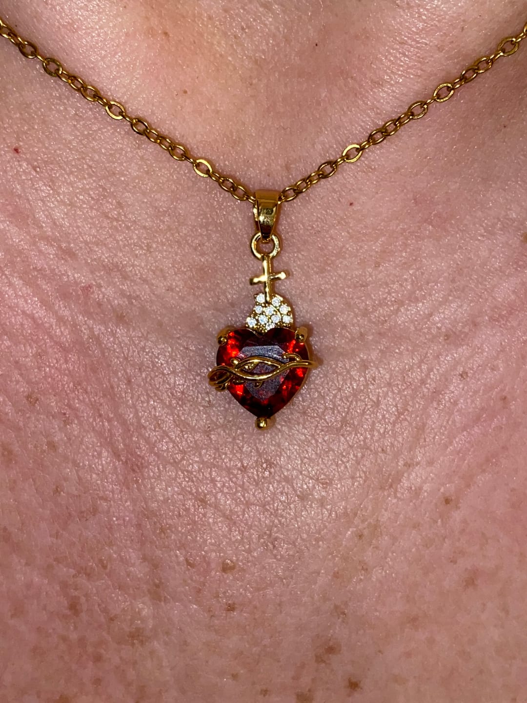 Customer photo review of Collier Cœur Sacré