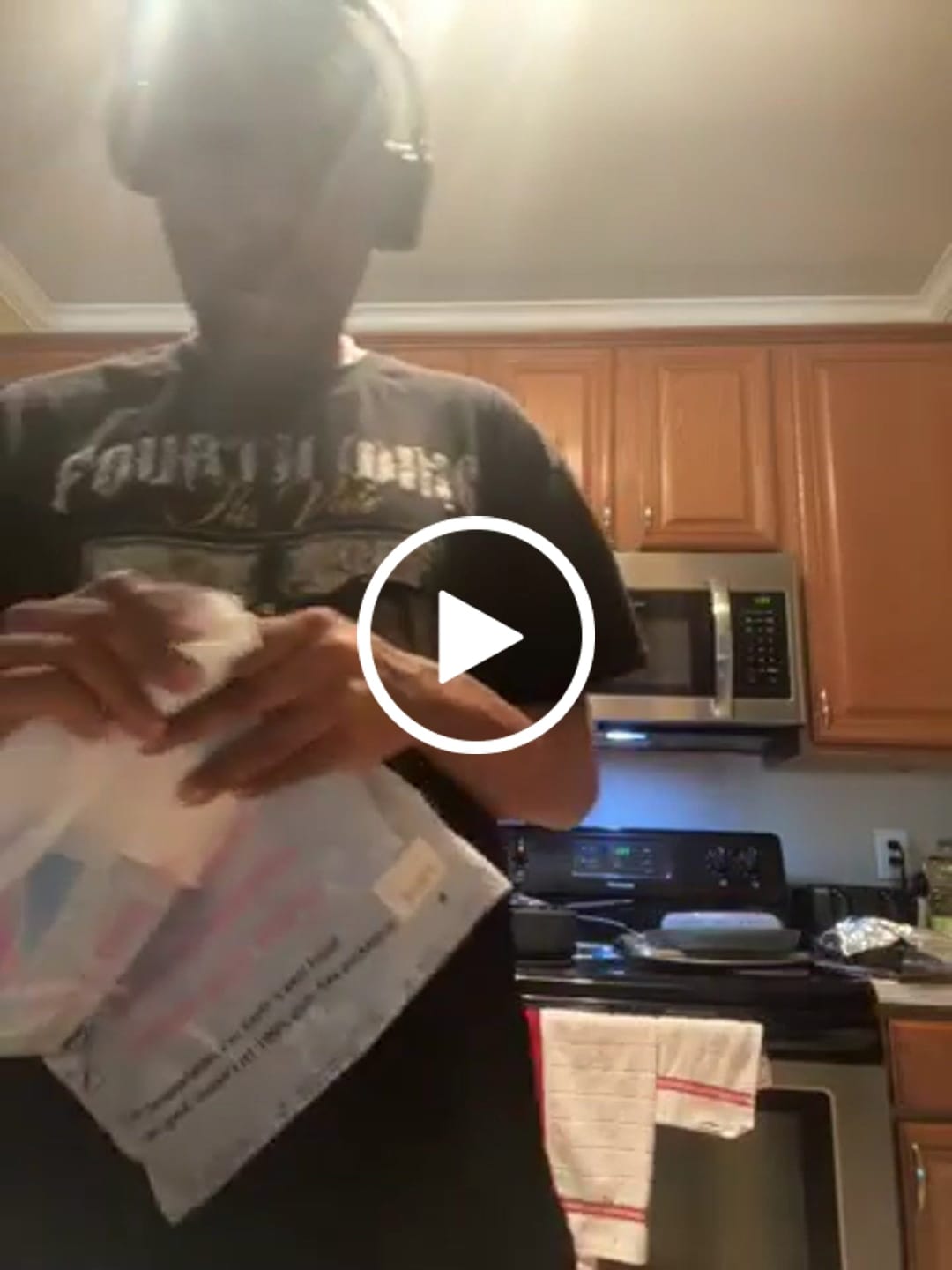 Customer video review of Bermuda