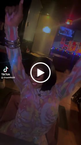 Customer video review of Ebony Sparkle - Only a Few Left!