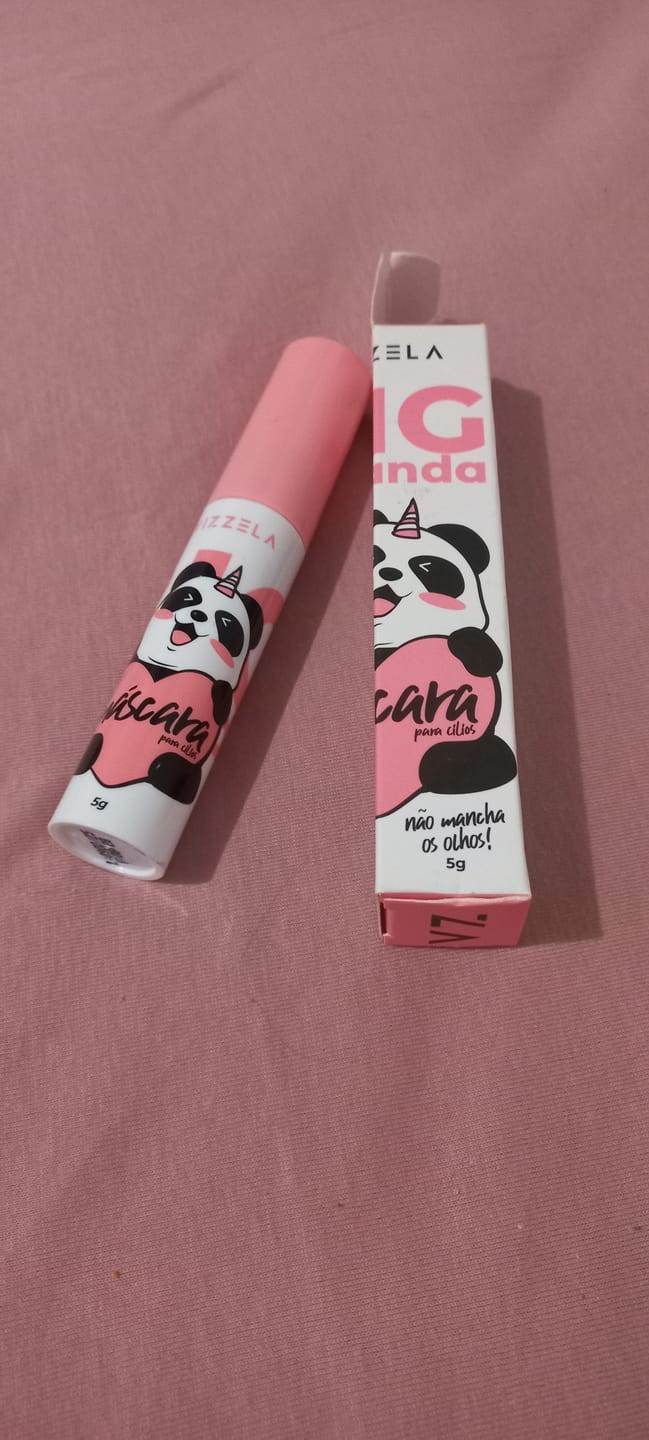 Customer photo review of Máscara Para Cílios Big No Panda Vizzela - Preta