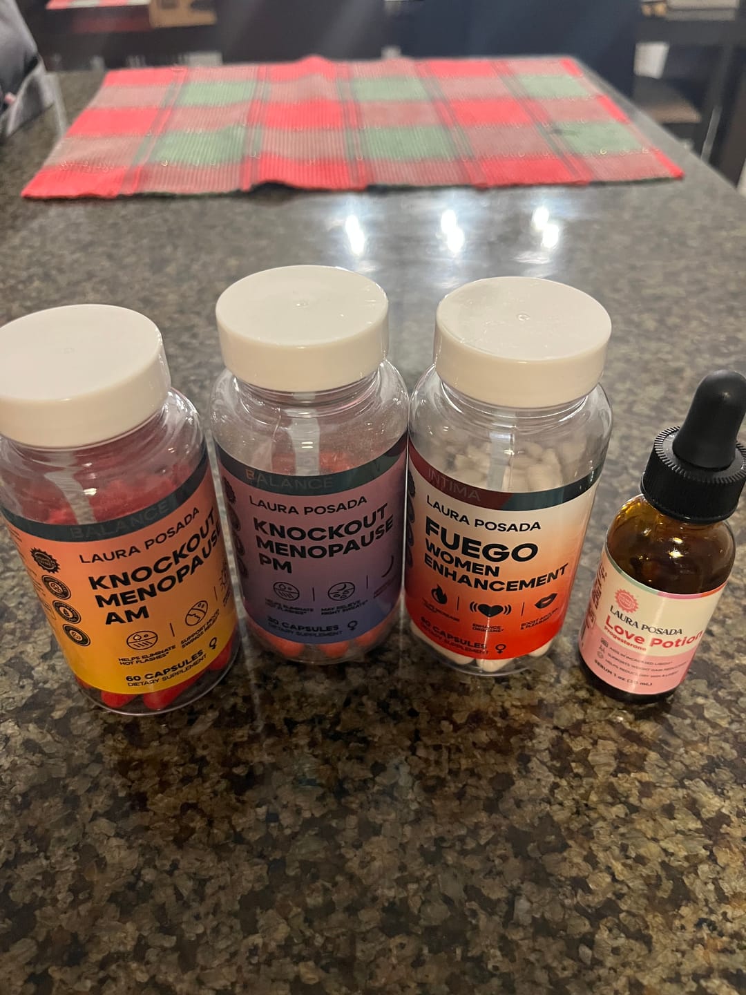 Customer photo review of Combo Knockout Passion: Alivio Completo De La Menopausia +Potenciador De La Libido