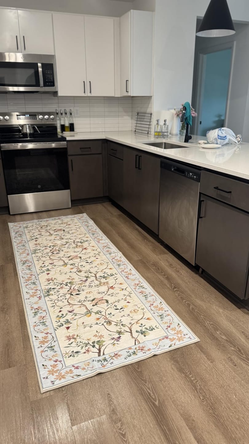 Customer photo review of Floral Vine Rug