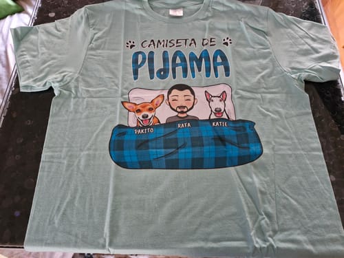 Customer photo review of Mi camiseta de pijama - Camiseta personalizada