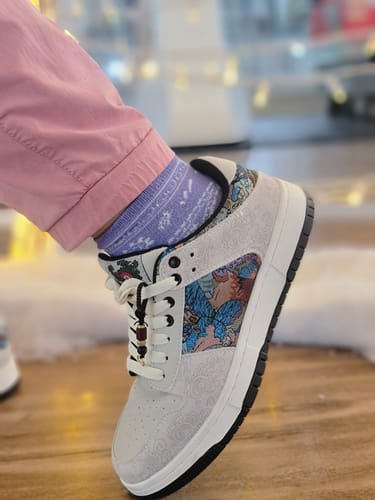 Customer photo review of Dunhuang Mythos Sneakers