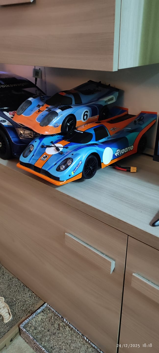 Customer photo review of Rlaarlo 1/10  Metal Version Brushless RTR On-Road Cars, Supercar,AK-917