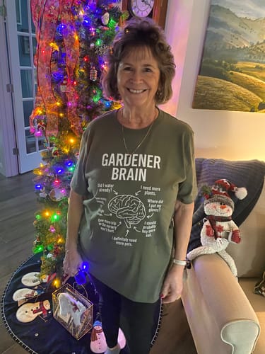 Customer photo review of Gardener Brain T-Shirt
