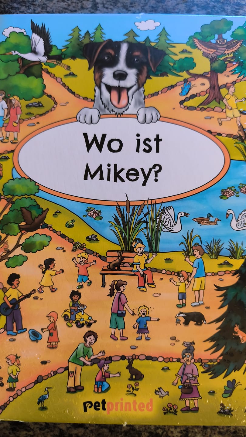 Customer photo review of Wo bist du? - Personalisiertes Hunde-Wimmelbuch