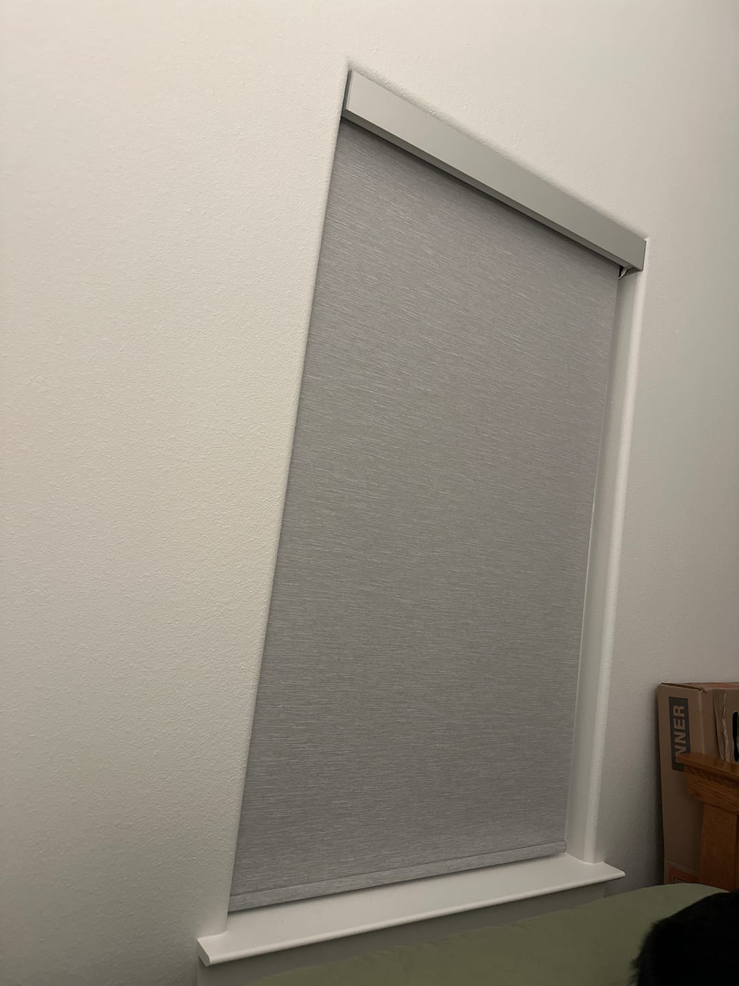 Customer photo review of SmartWings Motorized Roller Shades 100% Blackout Essential