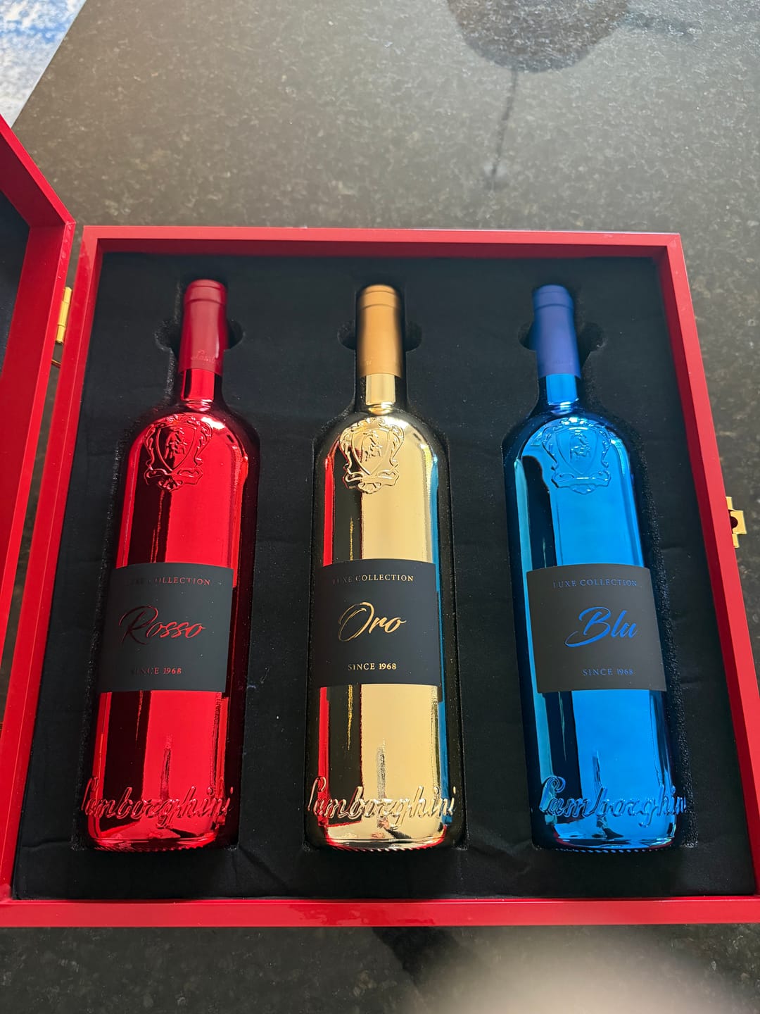 Customer photo review of Lamborghini LUXE Red Collection with Gift Set