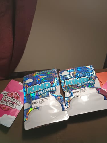 Customer photo review of Hit Stick - 2G THCa Pink Acai - Hybrid