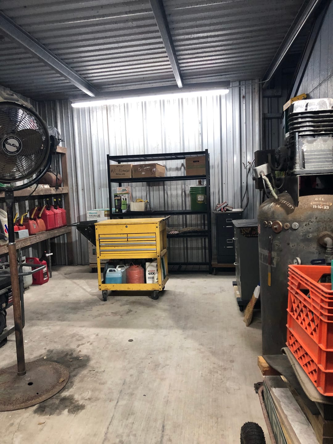 Customer photo review of REIBII 60" W Heavy Duty Metal Shelving Unit, Adjustable Shelves for Storage, Rust-Proof Shelving for Garage, Industrial, Warehouse, Basement & Workshop