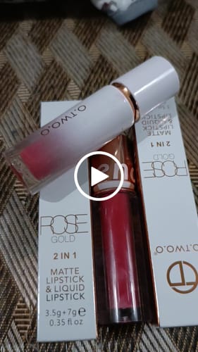 Customer video review of O.TWO.O ROSE GOLD 2 IN 1 LIPSTICK AND LIPGLOSS