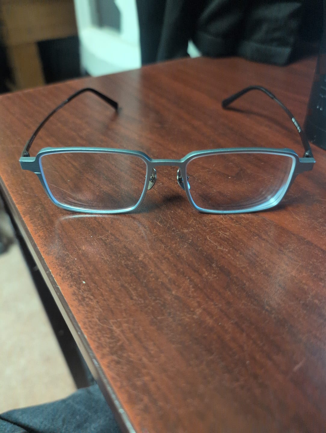 Customer photo review of Turing Magnetic Clip-on | Gunmetal Frame