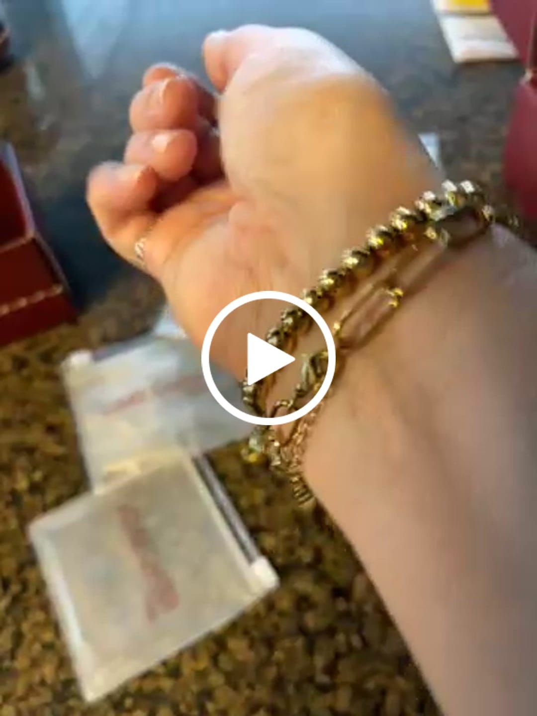 Customer video review of Tulum Chunky Paperclip Bracelet (Bundle)