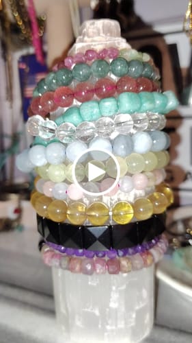 Customer video review of Mystery Crystal Bracelet Scoop
