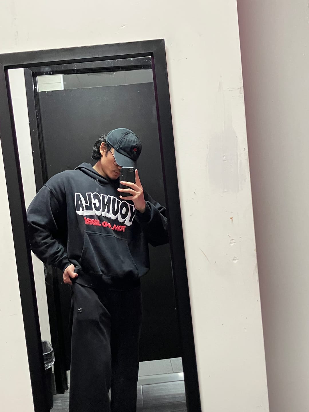 Customer photo review of 5047 - Tom & Jerry Pullover