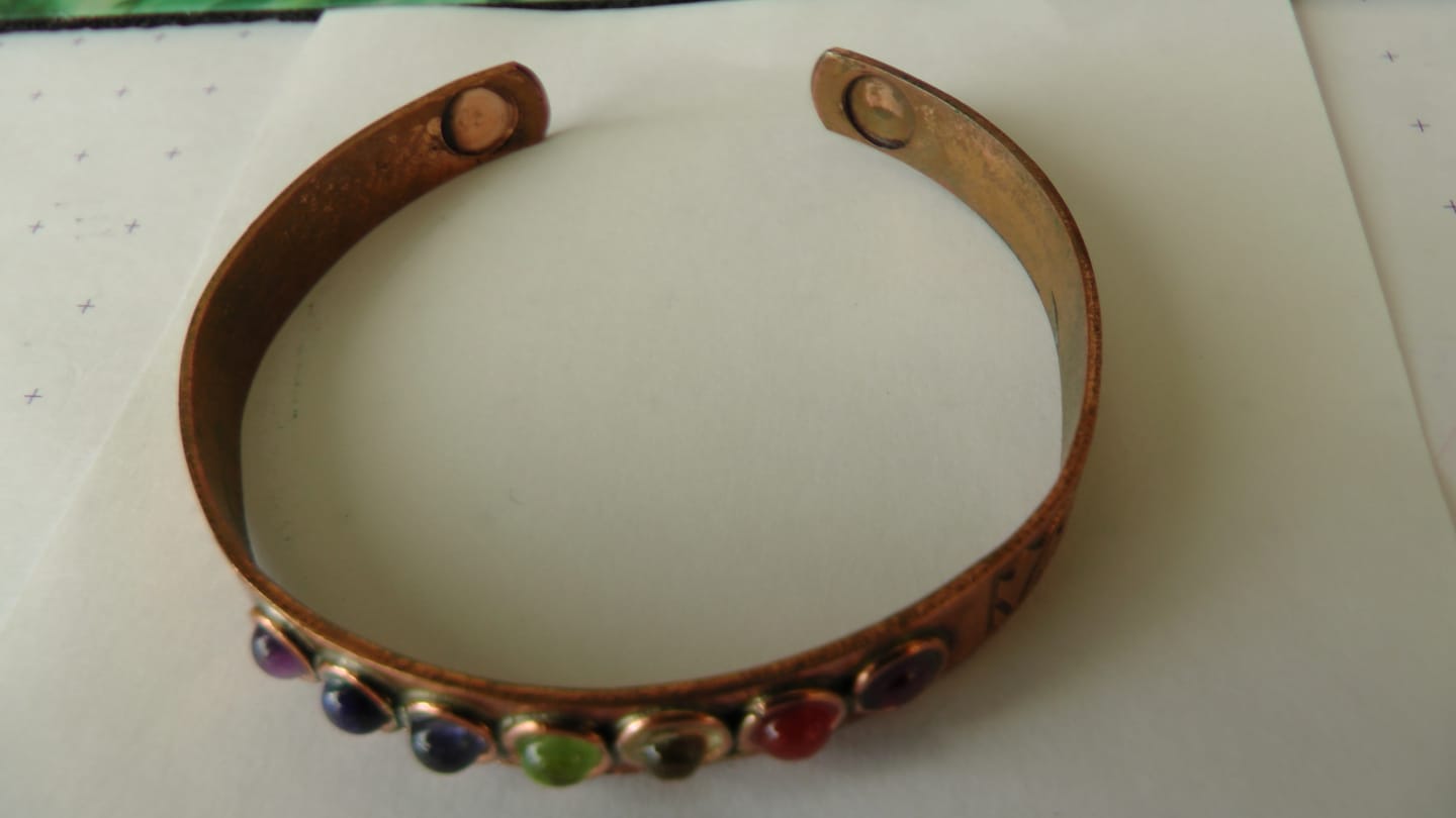 Customer photo review of Magnetisches Kupferarmband 7 Chakren