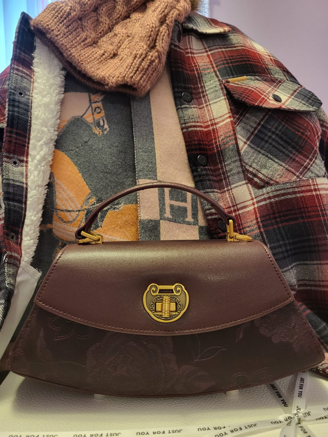 Customer photo review of Tang Imperial 25 Cloud Silk Peony Clutch
