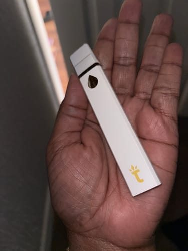 Customer photo review of Torch Flow 1.3mL D8 Disposable – Cherry Pie
