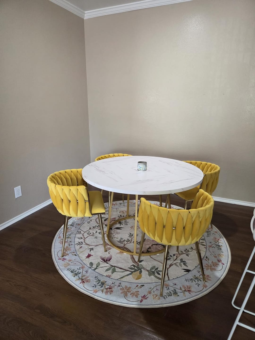 Customer photo review of Floral Vine Rug
