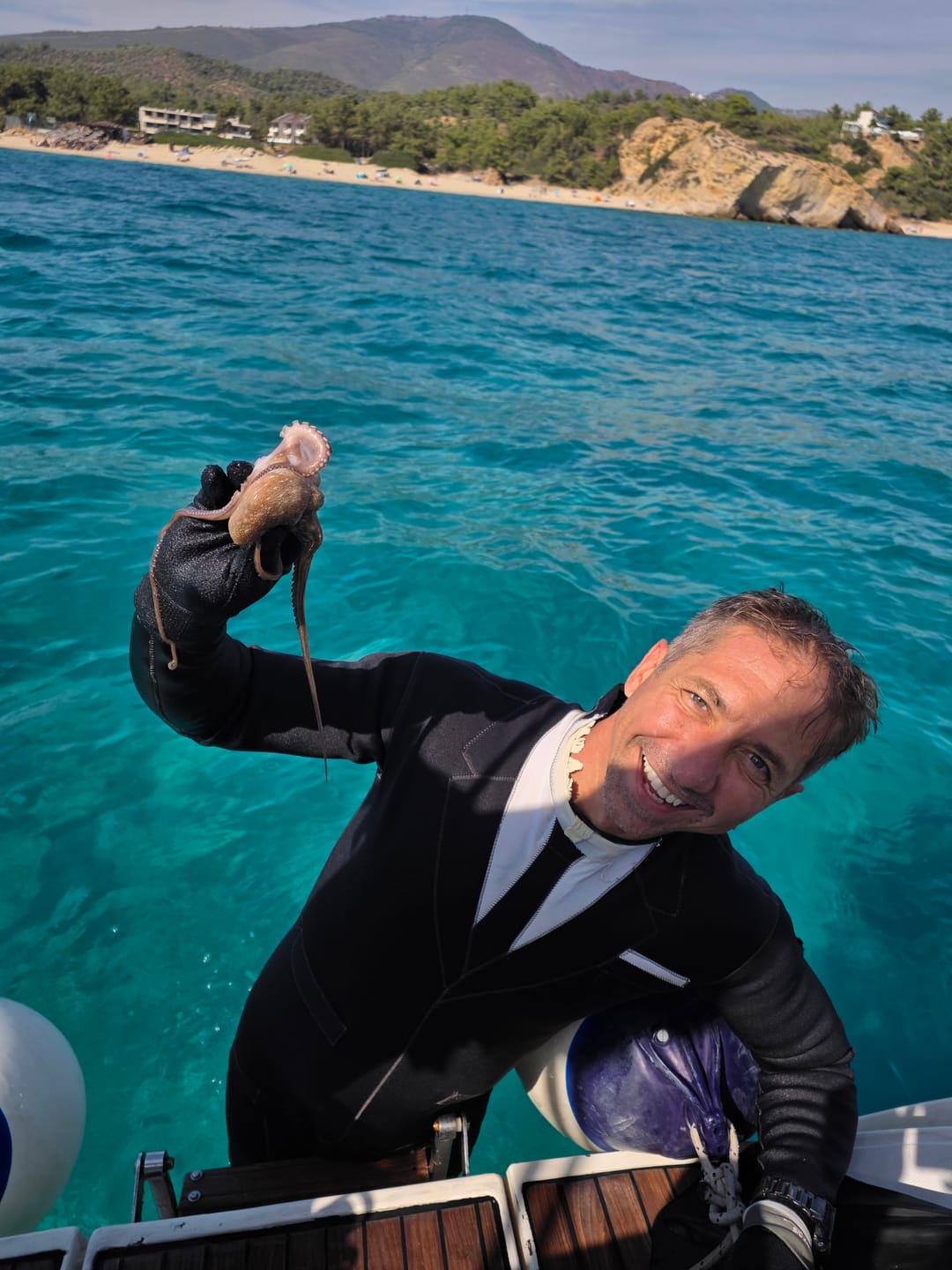 Customer photo review of 3mm Scuba Neoprene Suit: Wetsuit that looks like a suit