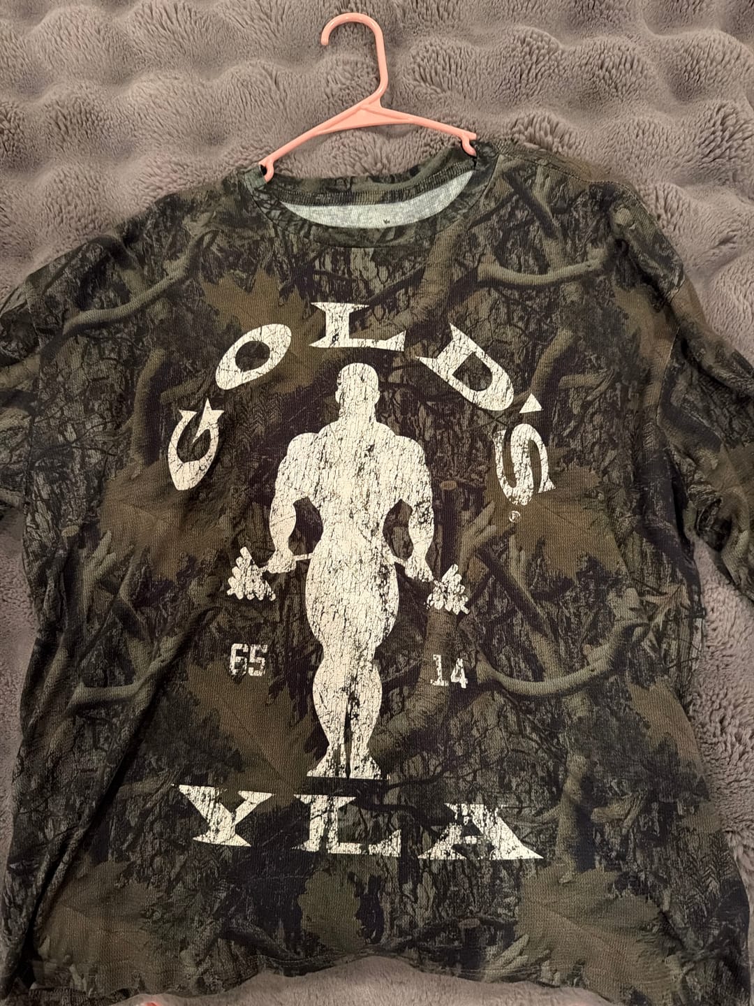 Customer photo review of 8047 - Gold's Gym Thermal Longsleeves