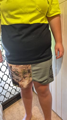 Customer photo review of 🔥NEW🔥 Lugging Photo Footy Shorts WITH POCKETS