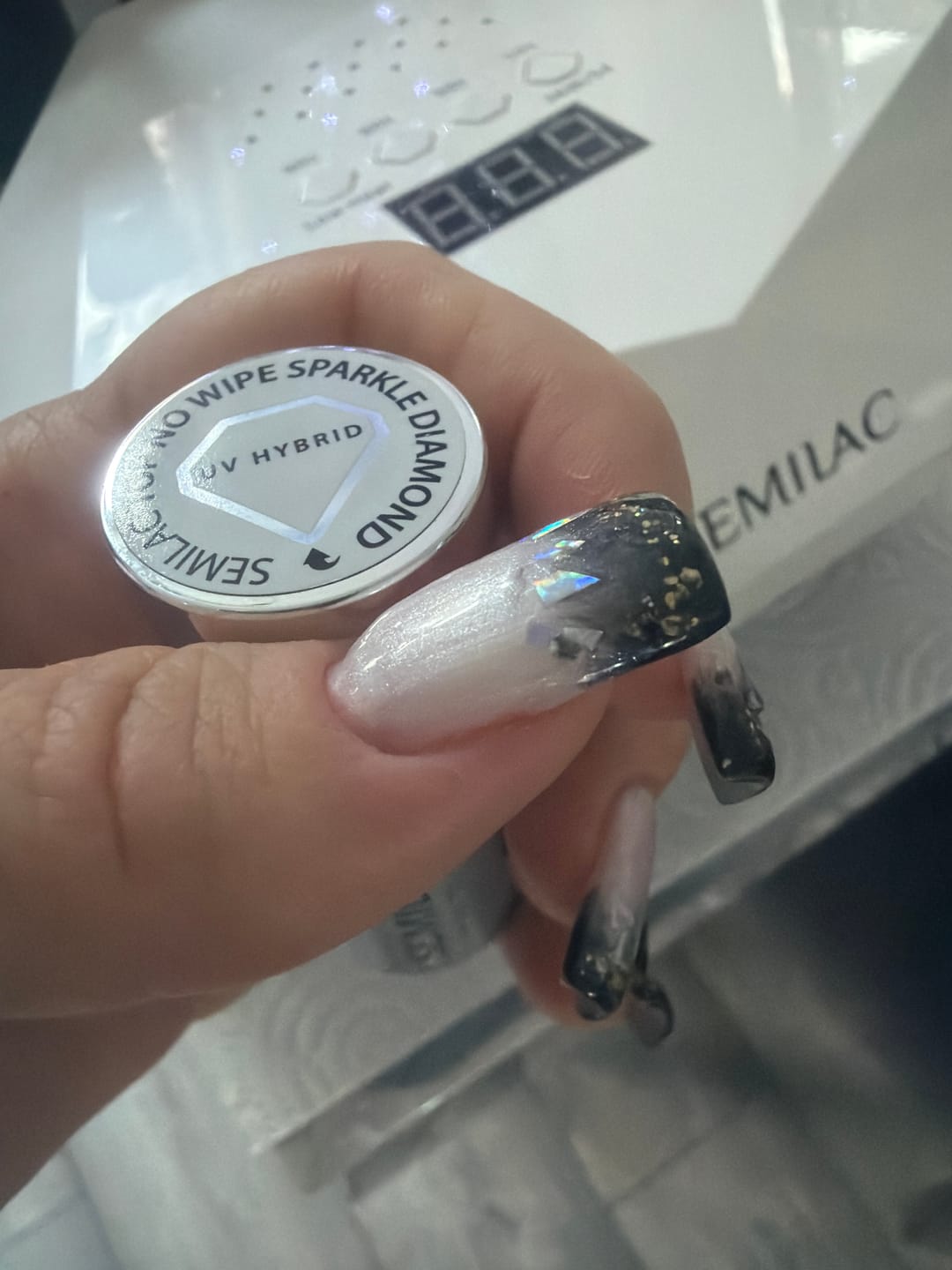 Customer photo review of Semilac Top No Wipe Sparkle Diamond UV Gel