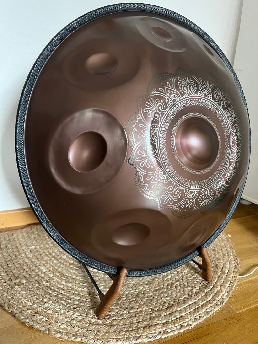 Customer photo review of Handpan Halter / Allzweck Musikinstrumentenständer