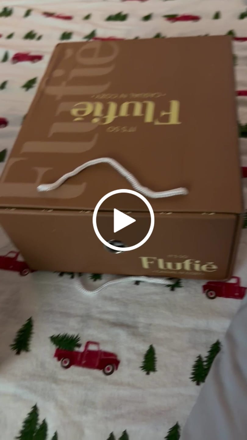Customer video review of Metallic Jet Black Down Boot