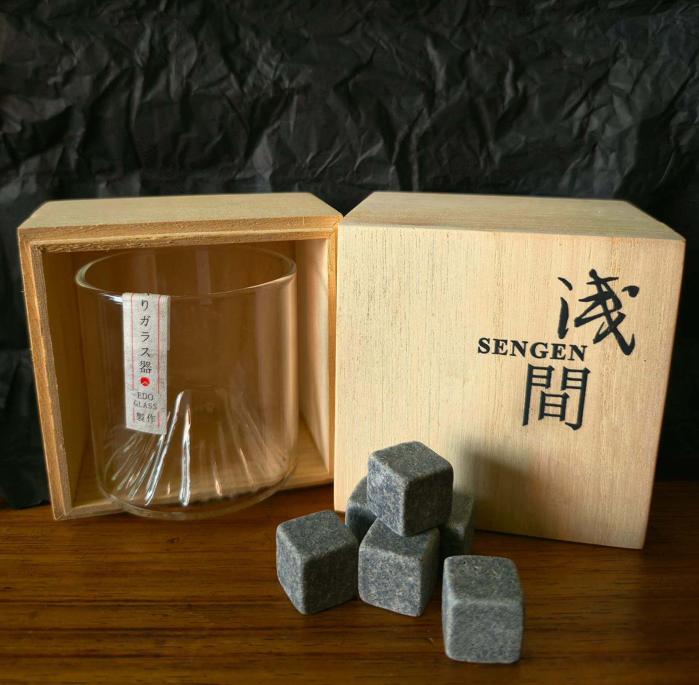 Customer photo review of Free Stone Ice Cubes