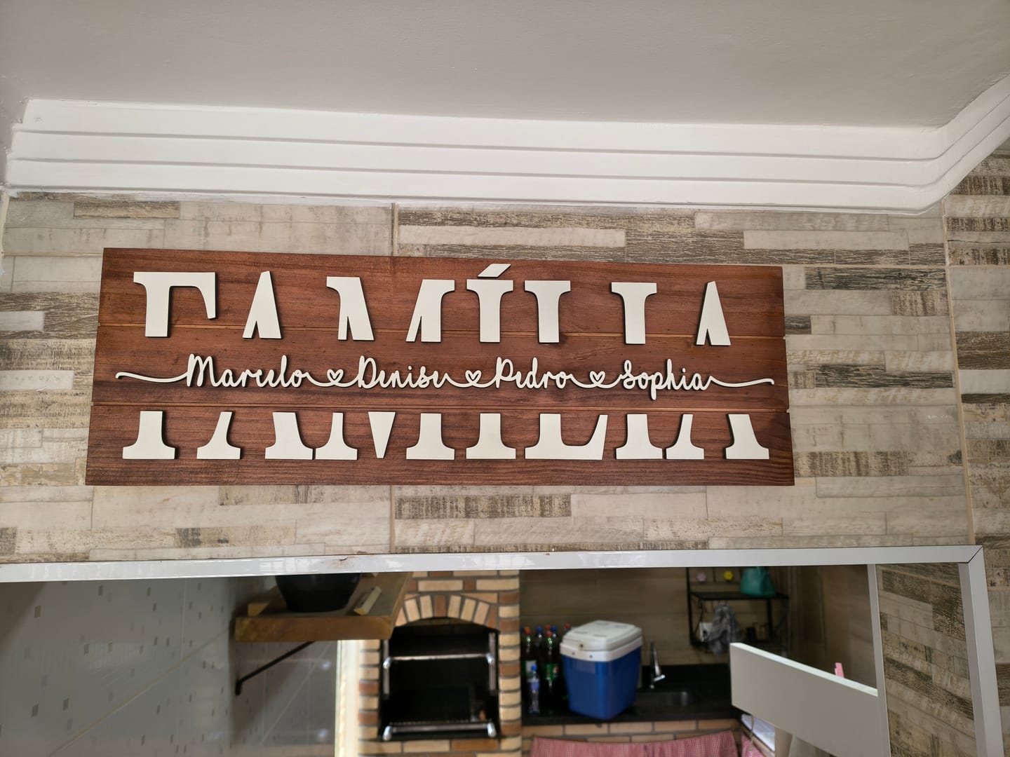 Customer photo review of Placa da Família Personalizada