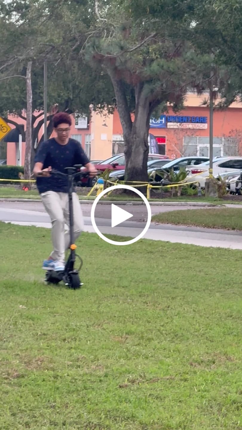 Customer video review of Ausom L2 Max Dual Motor E-scooter