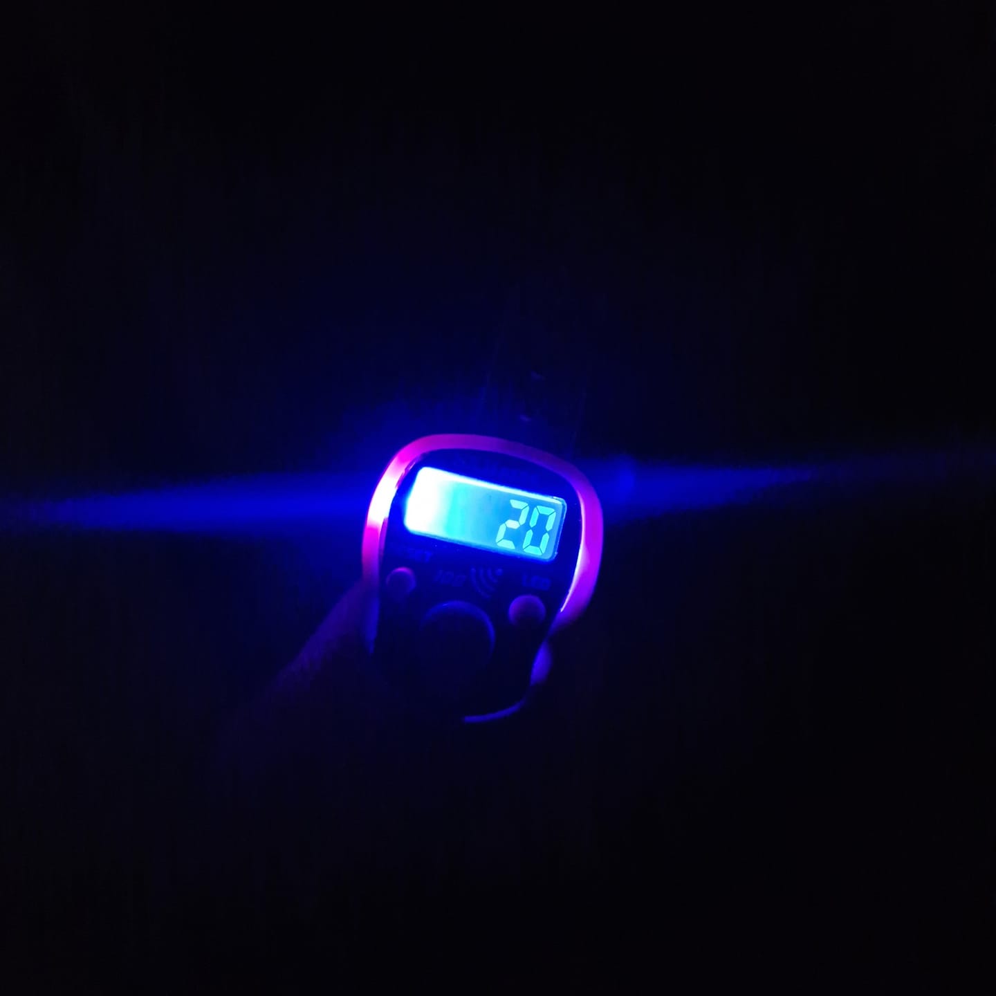 Customer photo review of مسبحة الكترونية مع ضوء LED - موف